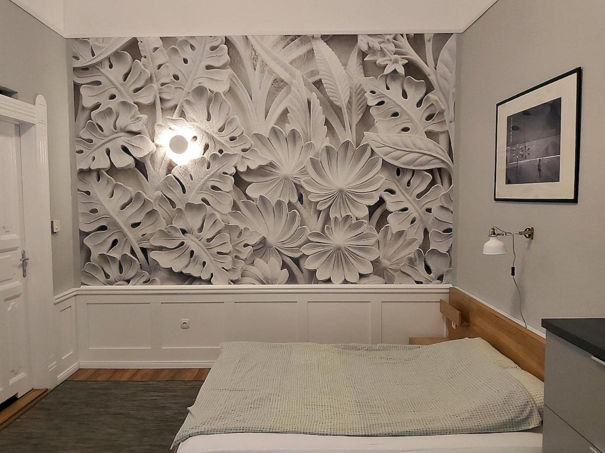 Apartment Quite And Cheap In Center B1 Sza Budapest